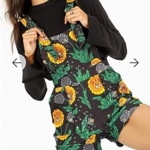 ISO Dandy Lions Short Overalls